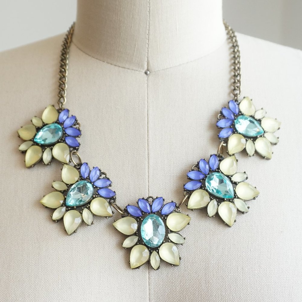 BaubleBar Statement Necklace